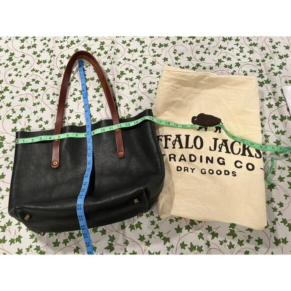 Buffalo Jackson Trading Co. Madison Leather Tote - Picture 5 of 5